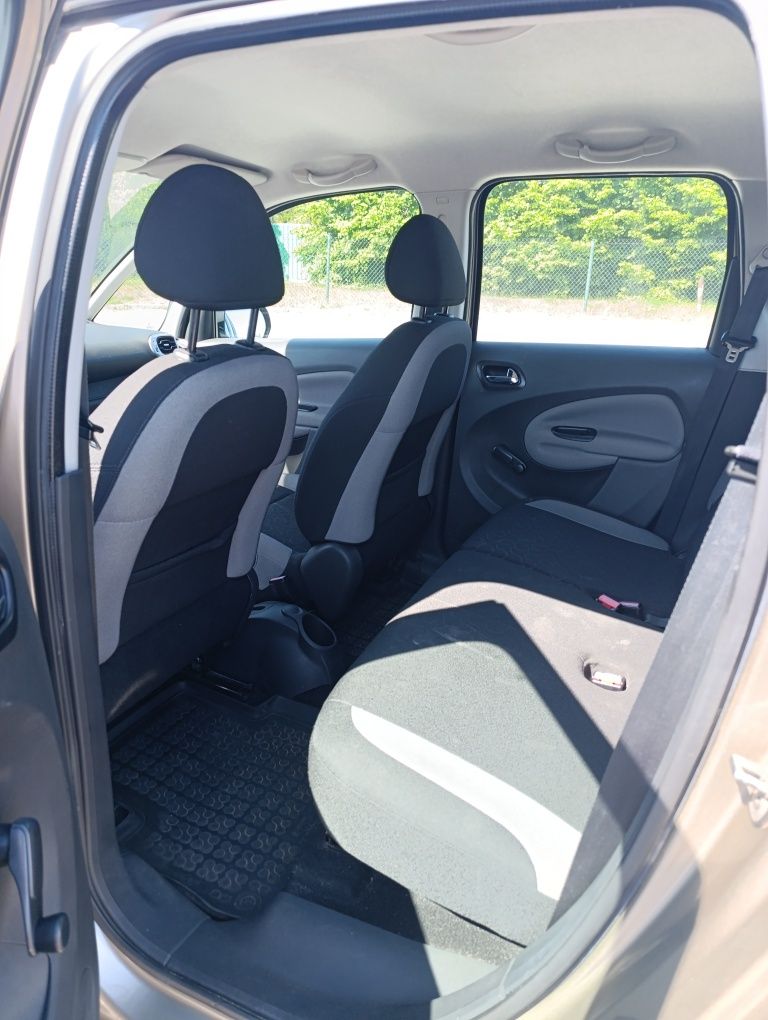 Citroen C3 Picasso 1.4B // 2010 // Super Stan // Klima // Zamiana //
