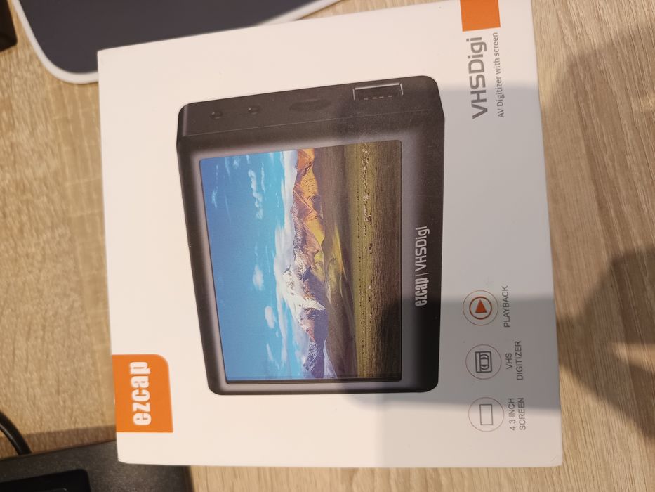 Rejestrator video - przegraj swoje kasety na  nośnik. Okazja tanio.