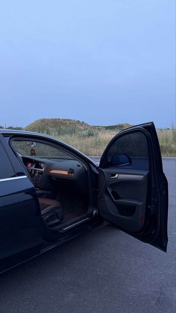 Продам Audi A4 B8K8