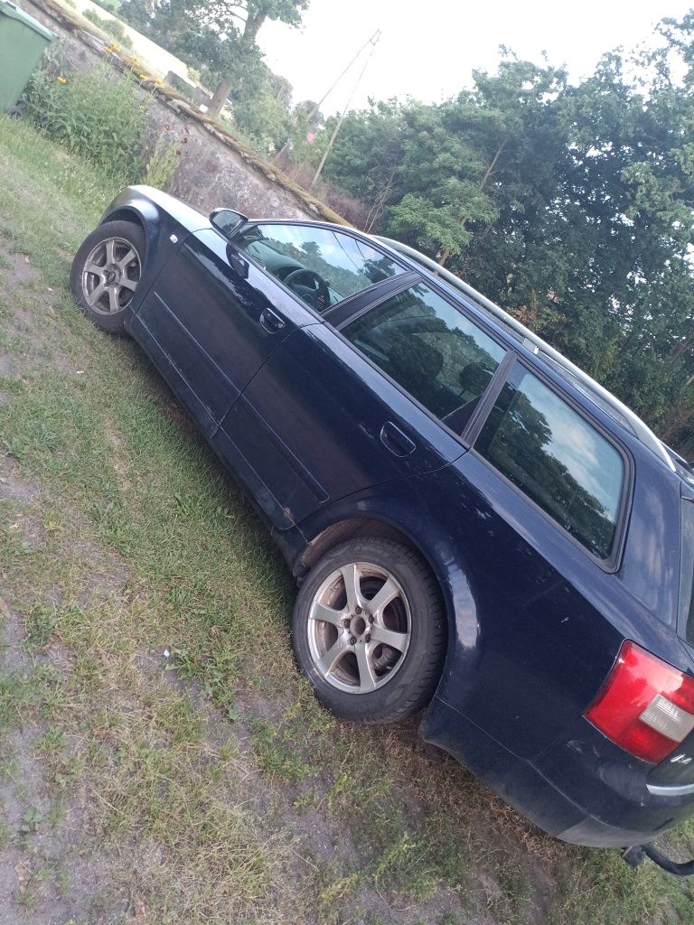 Audi a4b6 Avant.