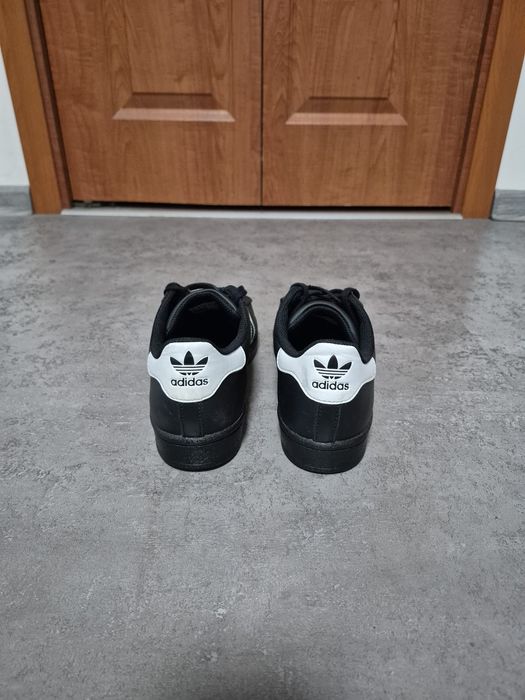 Buty Adidas superstar 39 1/3