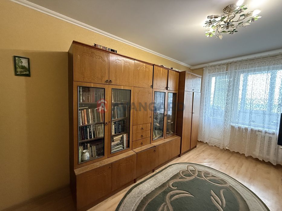 3-х кімнатна квартира по вулиці Набрутівська