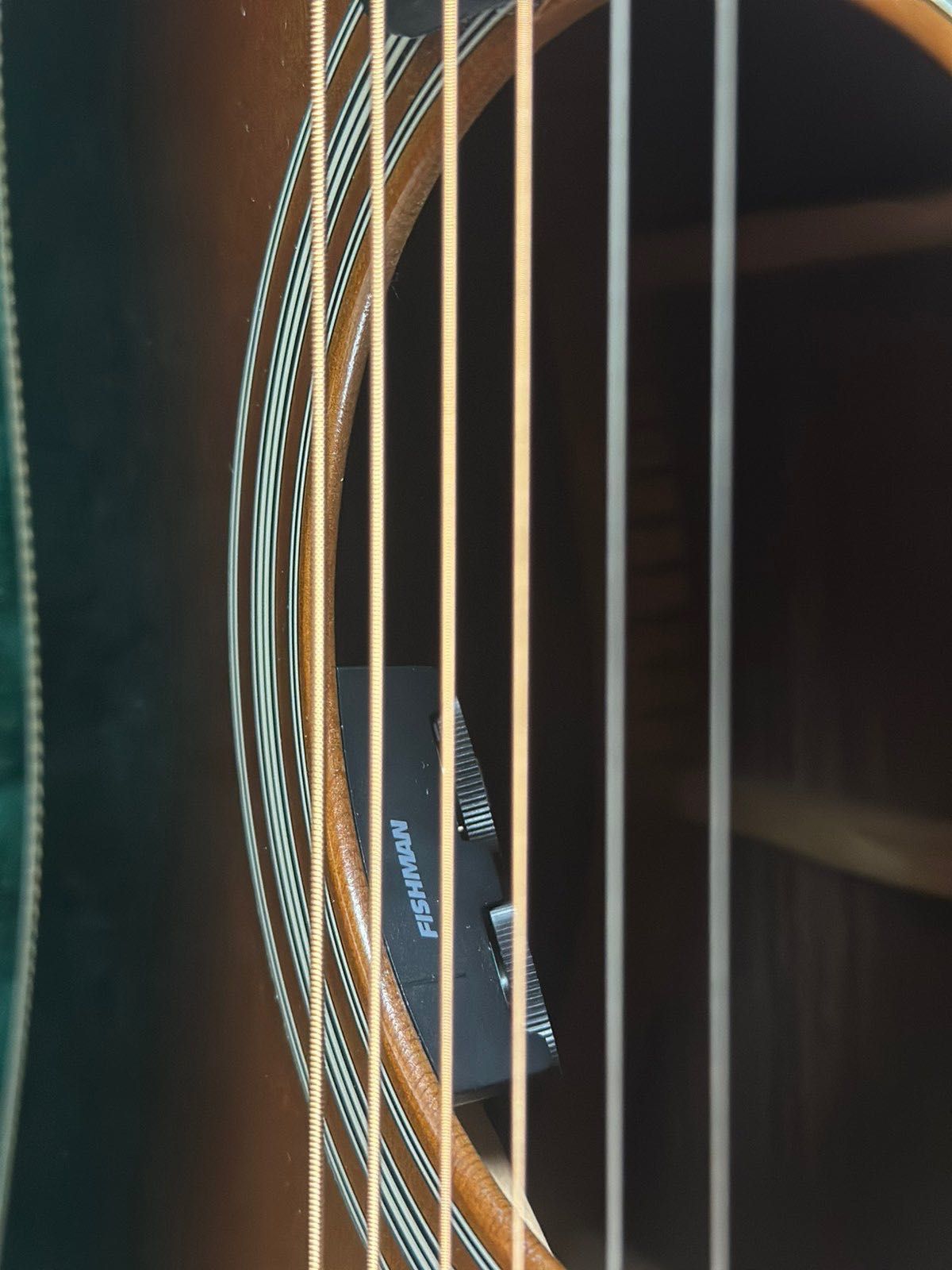 2014 Martin HD-28 Sunburst (+fishman+Martin’s Liquid Metal pins,3000$)