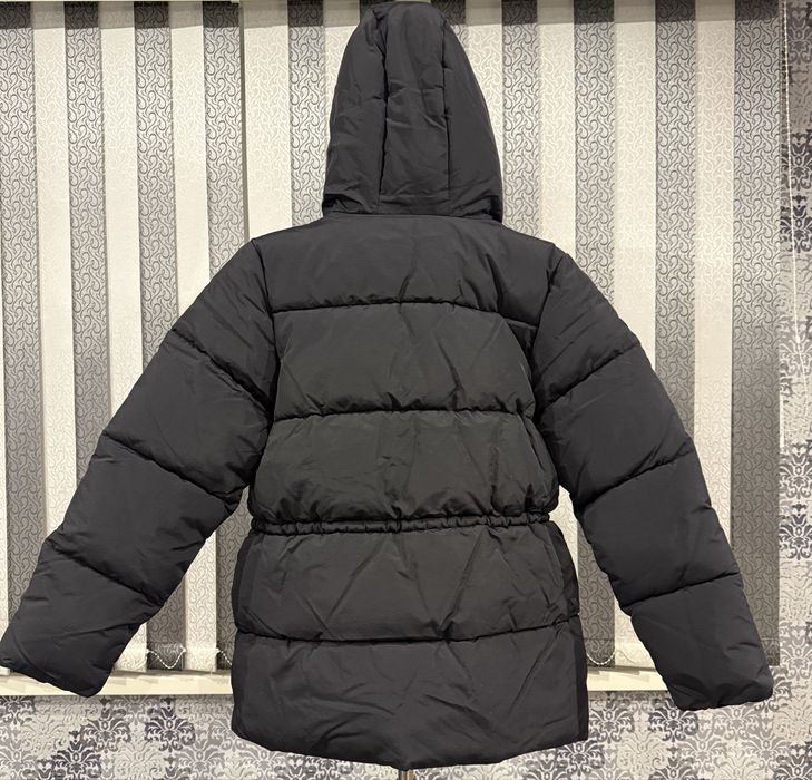 Зимова куртка HM жіноча