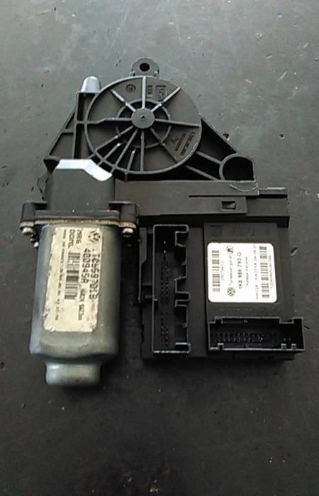 Motor vidro frente esquerdo VOLKSWAGEN Golf V (1K1)