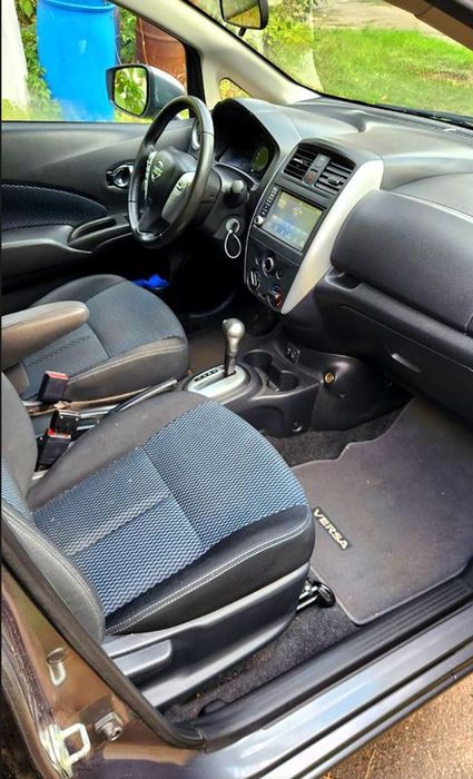 Продається доглянутий Nissan Note Versa 2018 року від власниці