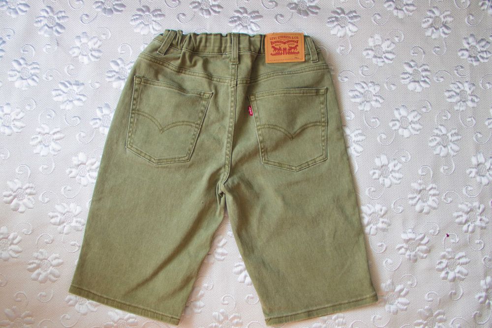 Шорти підліткові Levis розмір 16А
