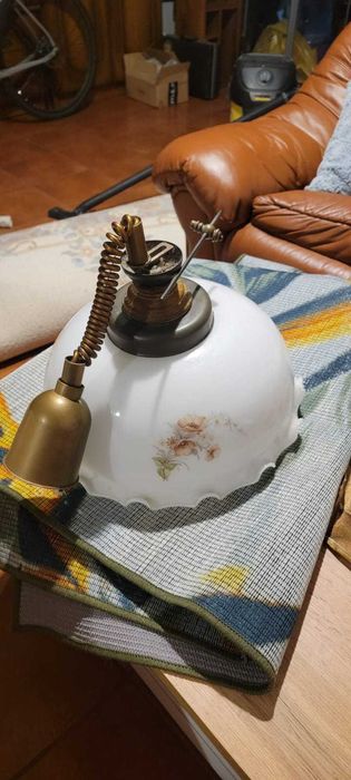 Lampa wisząca w stylu retro Holenderska/Niemiecka z szklanym kloszem