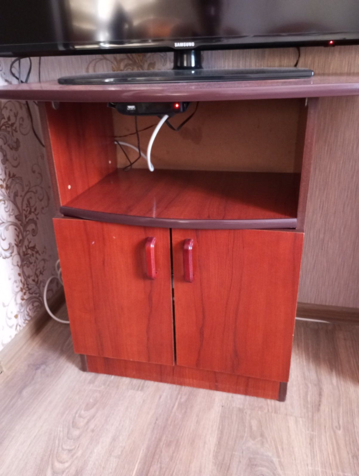 Продам меблі для спальні.