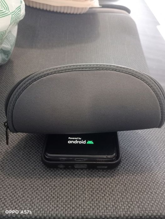 Novo preço*  Bolsa nova para óculos nova marca Armani