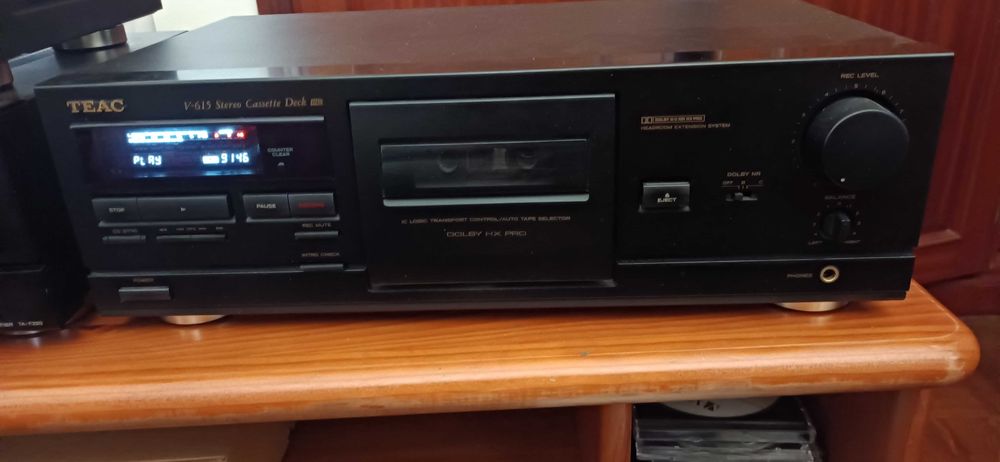 Deck cassetes TEAC de minha coleção particular.