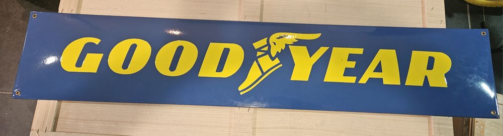 Placa esmaltada Goodyear