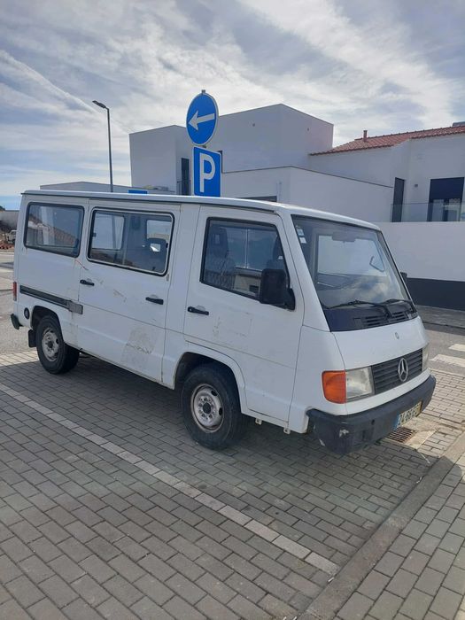 Mercedes MB 100 9 Lugares