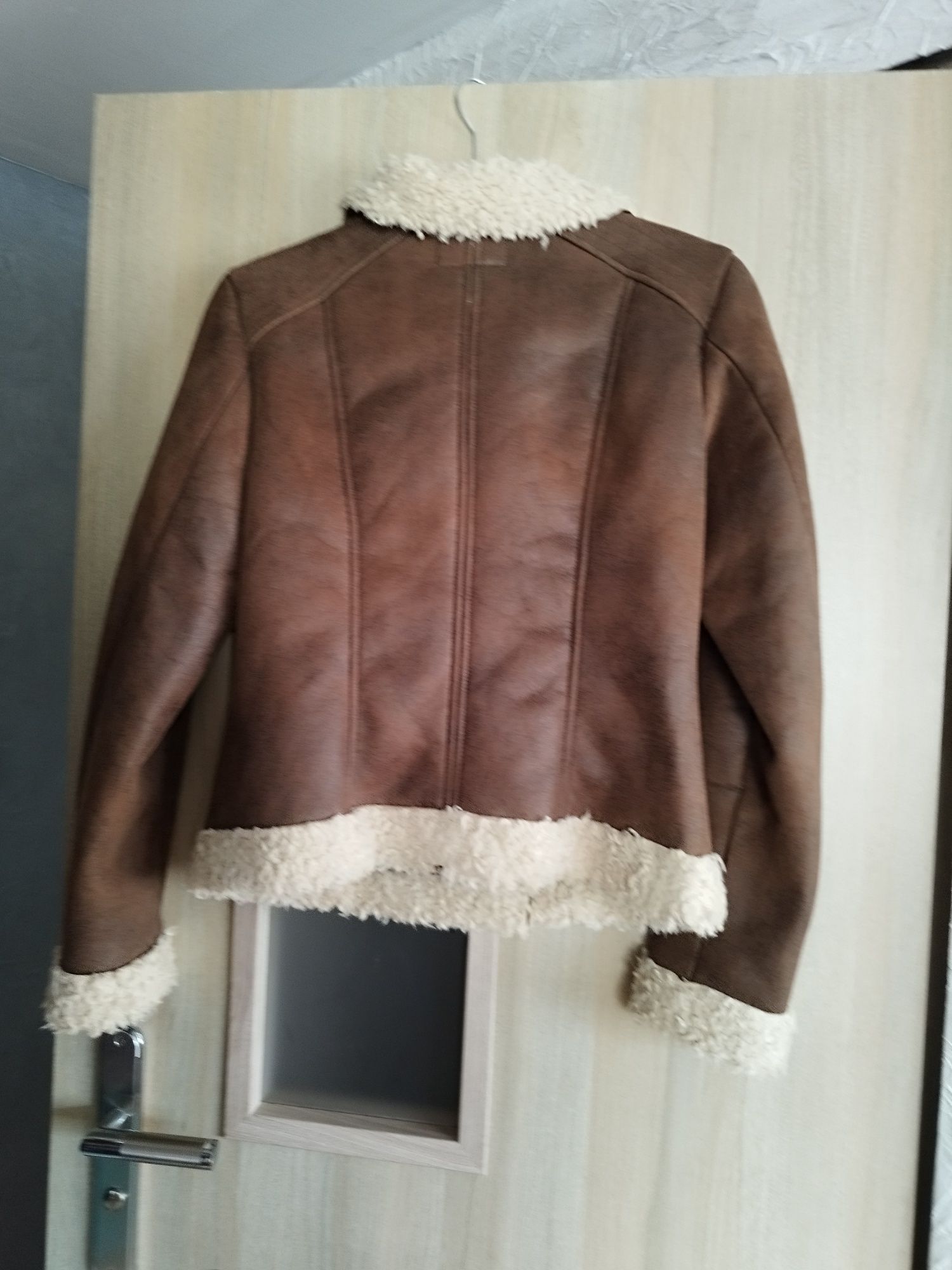 Kożuszek damski H&M