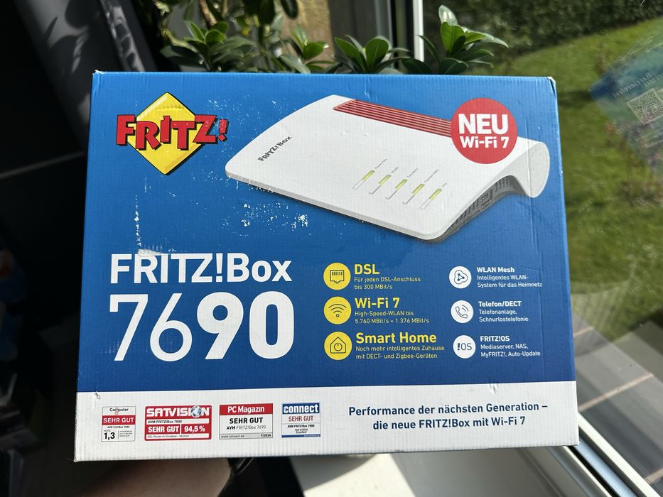 Router AVM FritzBox 7690 WiFi 7 Dual-band 5760 Mbit/s 3xRJ45 2xRJ11