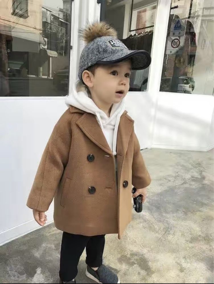 Осіннє пальто для хлопчика р. 104