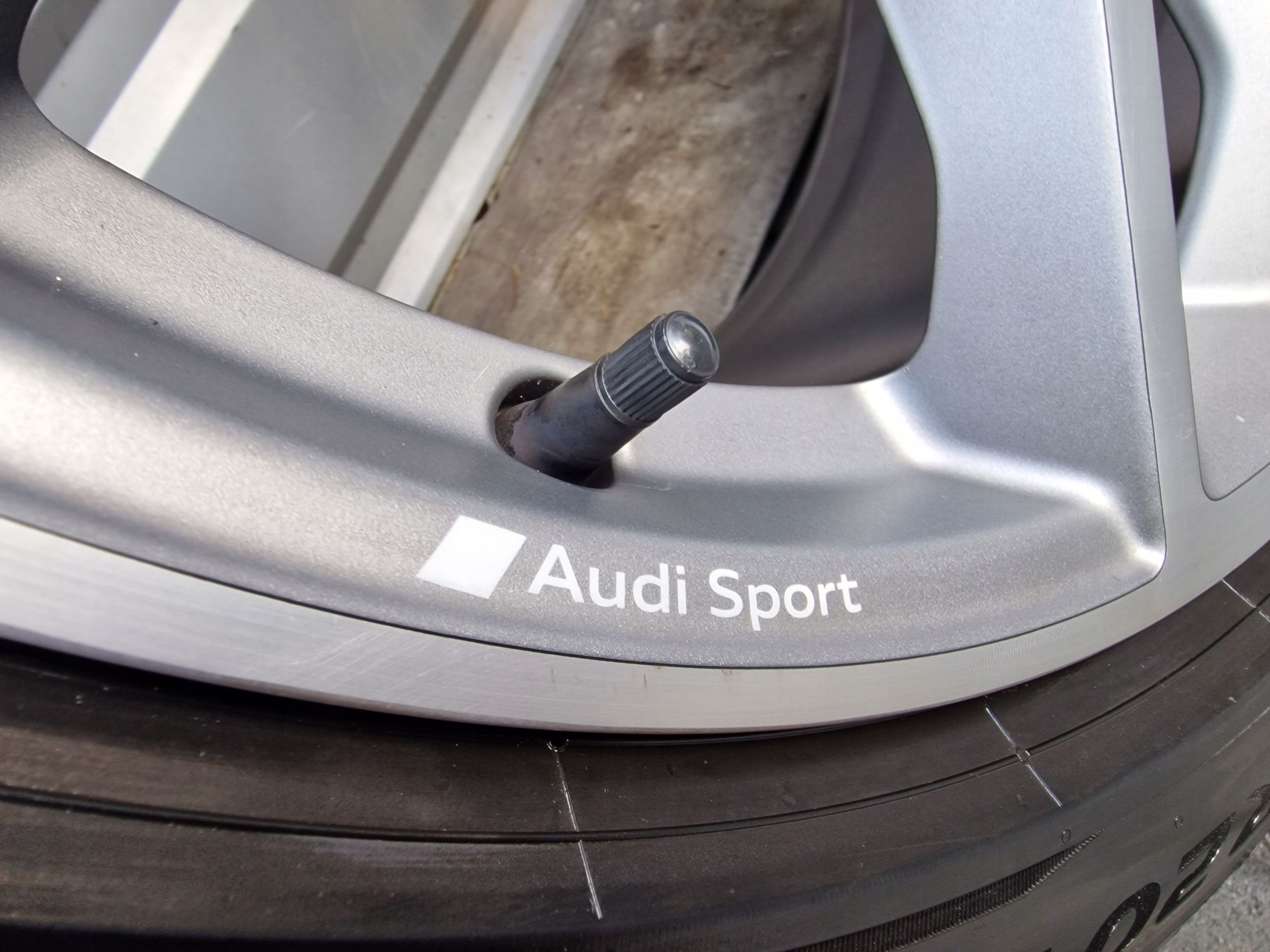 Oryginalne Felgi Audi 20 A4 A5 A6 A7 A8 Q3 Q5 Q7