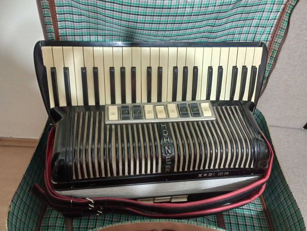 akordeon Hohner Verdi III M - 120 basów