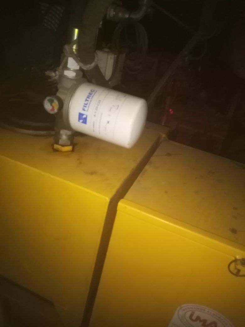 Máquina de azeitona Uma