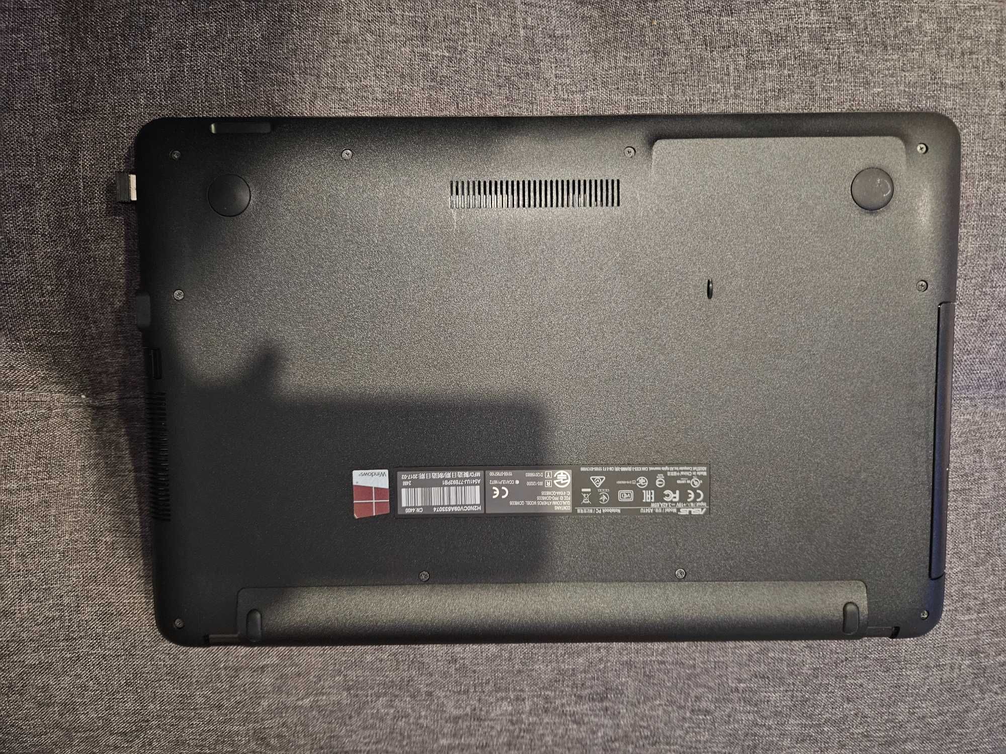 Portátil ASUS A541U