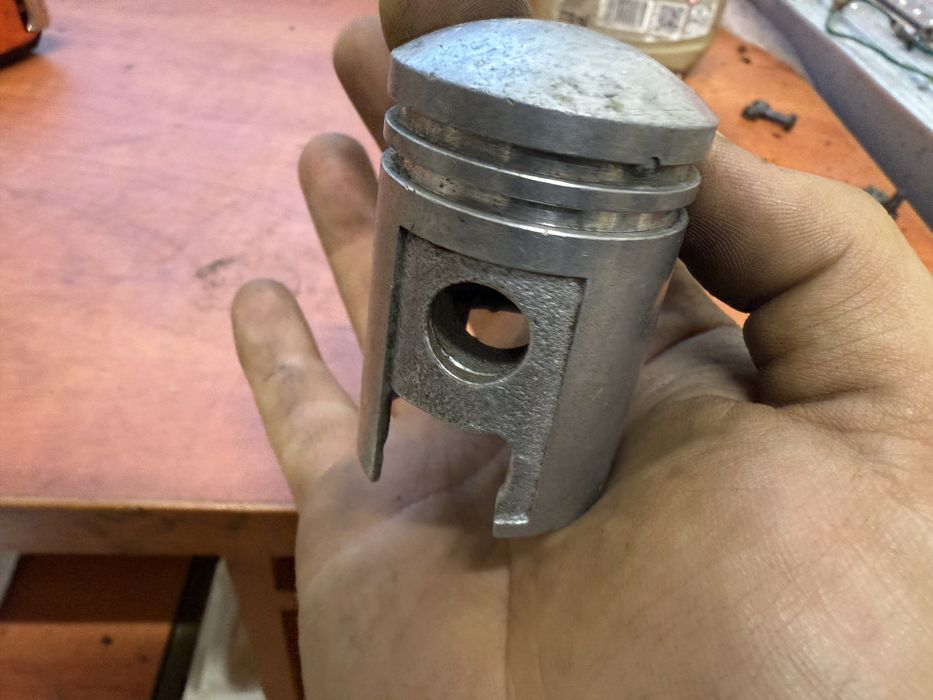 Tłok nowy ZMD Romet Komar Ogar Motorynka Kadet Pony 50-T1 wysyłka