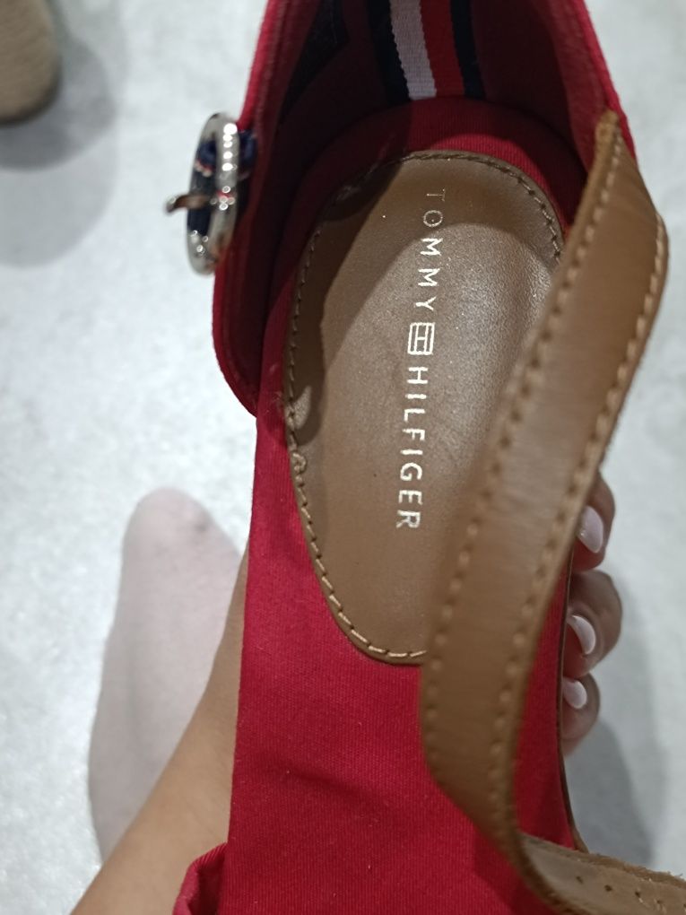 Sandały koturny espadryle Tommy Hilfiger r36 czerwone