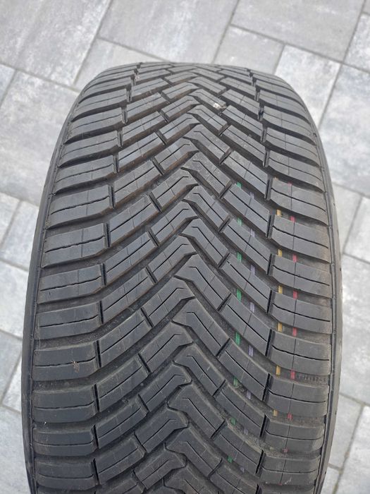 Opona Continental 225/40 r18