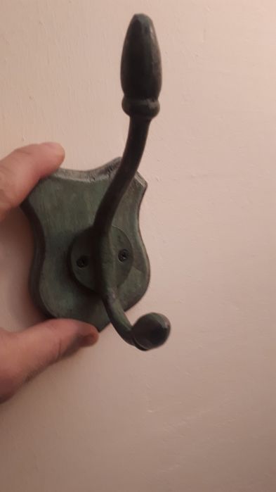 Вішалки для одягу