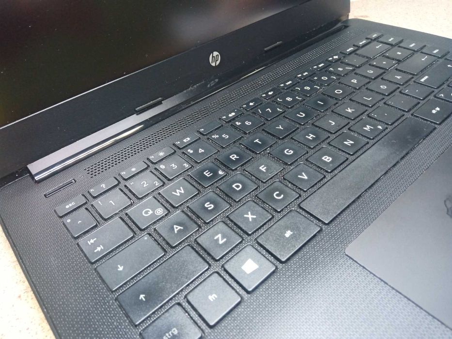 Ноутбук HP 14" з процесором AMD Ryzen 5 2500U, 8Gb DDR4, SSD 128Gb