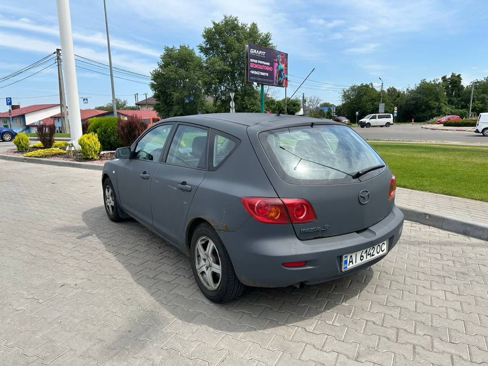 Продам своє авто Мазда 3БК 2003-2004 року