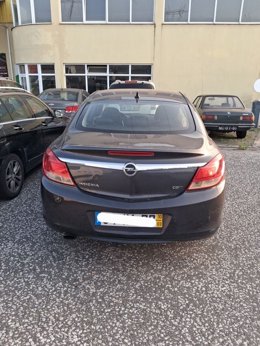 Opel Insignia cosmo CDTI acidentado