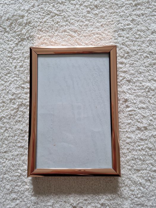 Molduras. Cada 2 euros