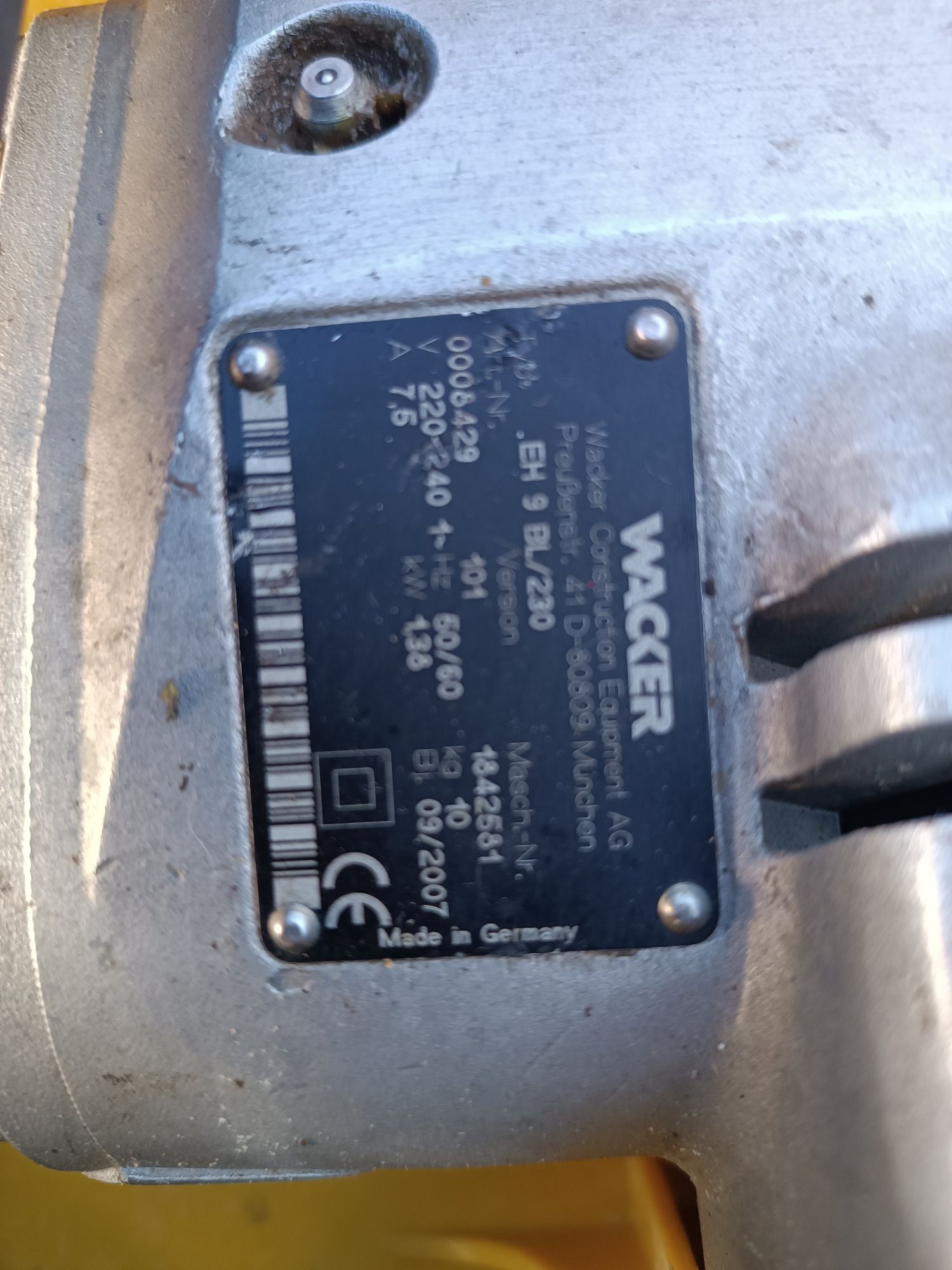 Młot do kucia wyburzeniowy WACKER EH 9 BL/230