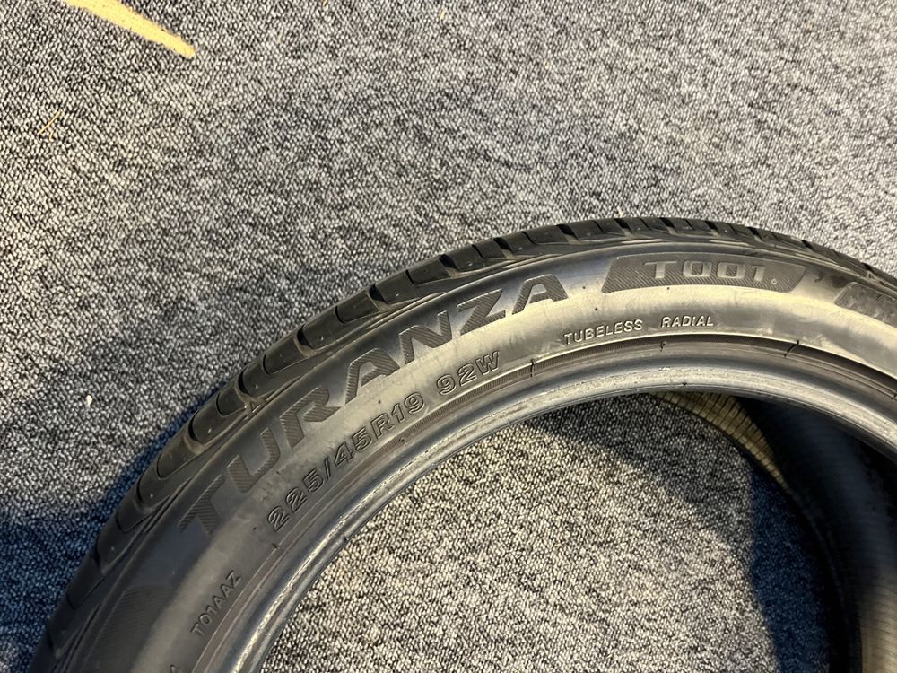 Opony Bridgestone Turanza T001 225/45/19 92W 4 szt