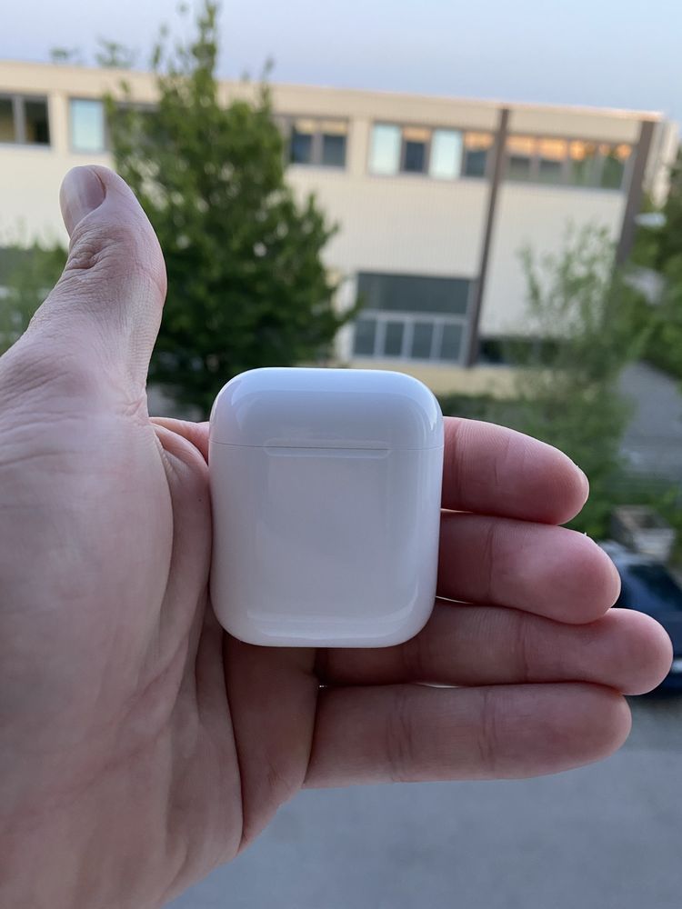 Opakowanie od sluchawek Airpods 2 Etui Ladujace