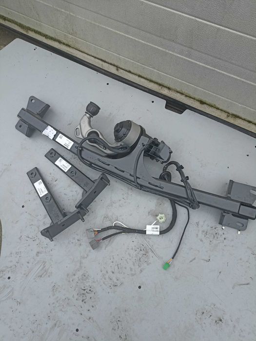 Hak holowniczy polestar 2 elektryczny nowy oryginal