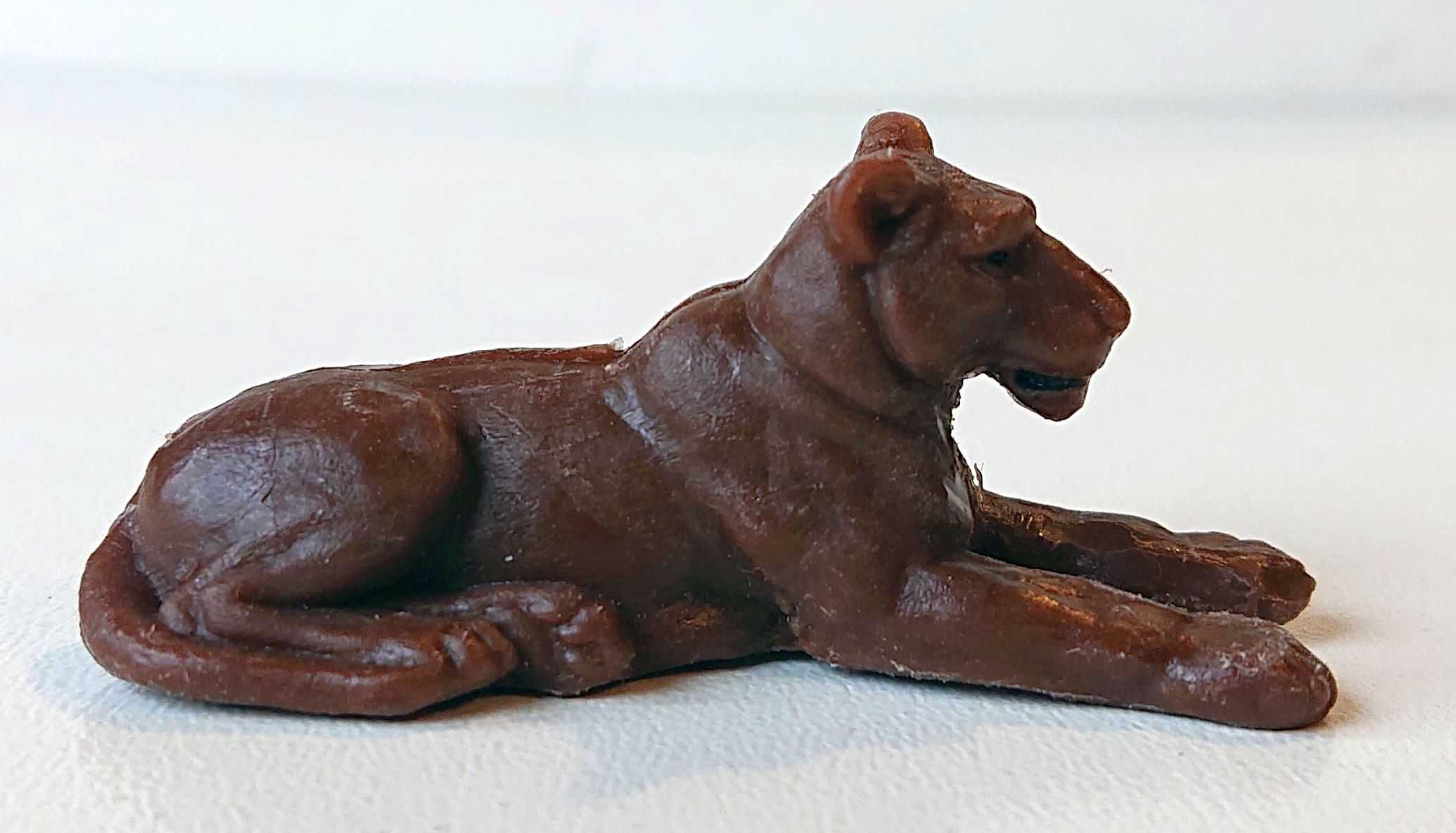 Lwica - plastikowe zwierzątko z lat 70-tych - PRL