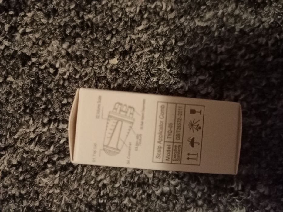 Scalp applicator comb