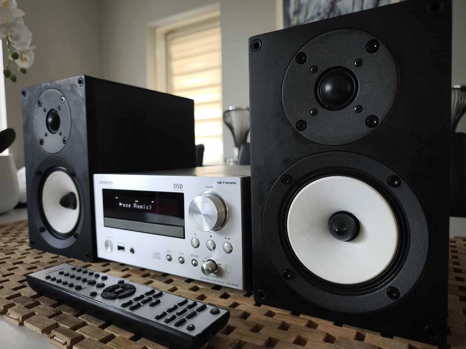 Onkyo CS-N765  Zestaw stereo  CD, USB i obsługą plików DSD hi-res