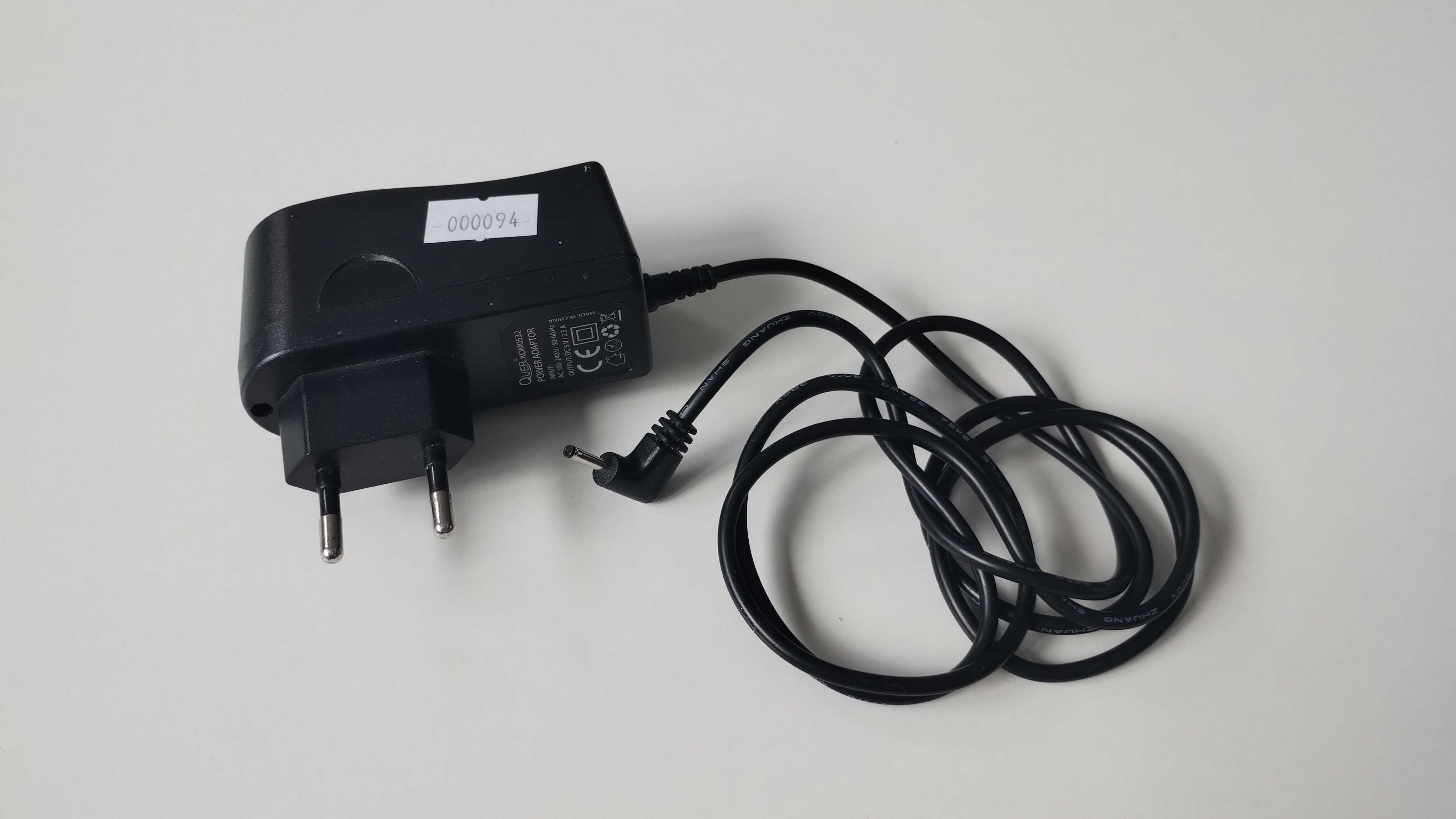 Ładowarka / zasilacz Quer kom0532 5V 2.5A