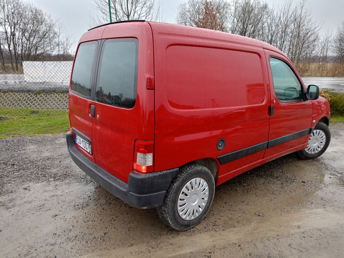 Peugeot Partner  1.6hdi faktura vat