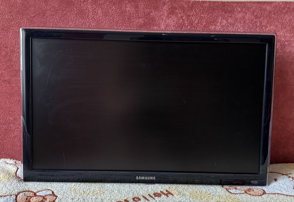 Телевізор Samsung UA22D5000NJ