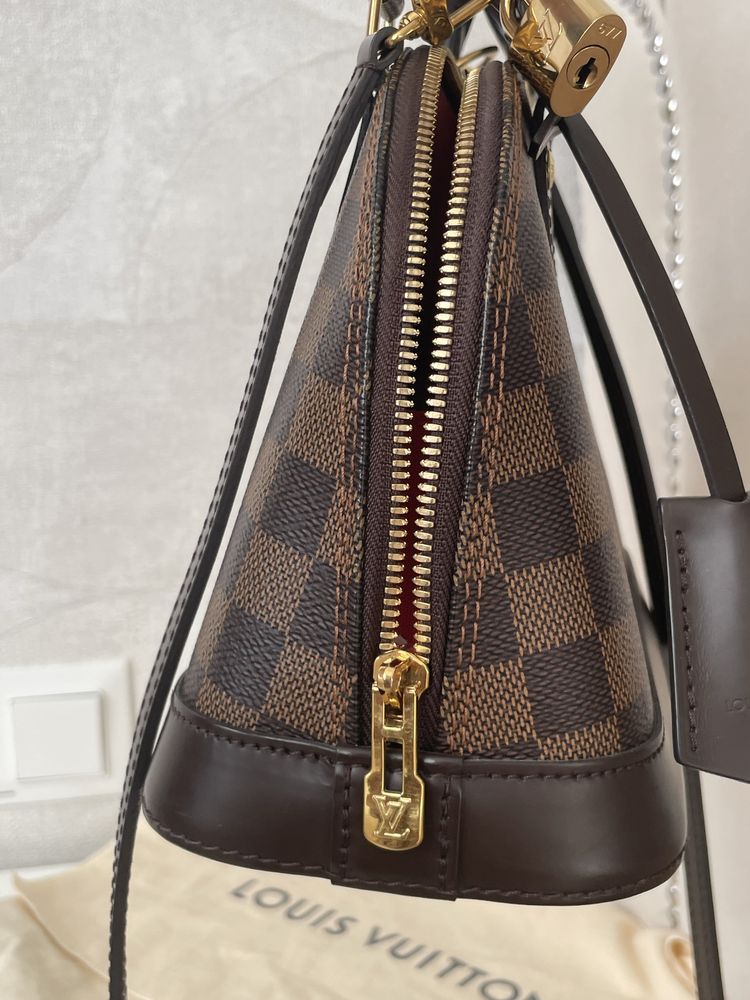 Женская сумка Аlmа BB Louis Vuitton / оригинал/ Канва damier ebene