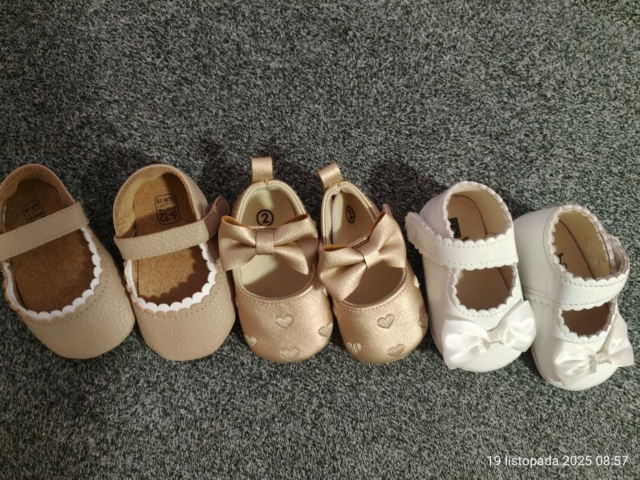 Paka ubranek dla dziewczynki 62-68 i bucików