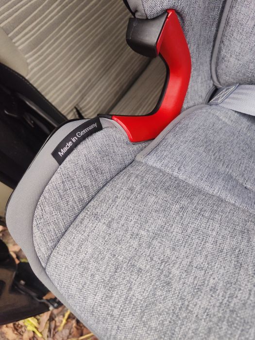 Britax Romer Advansafix 4 R