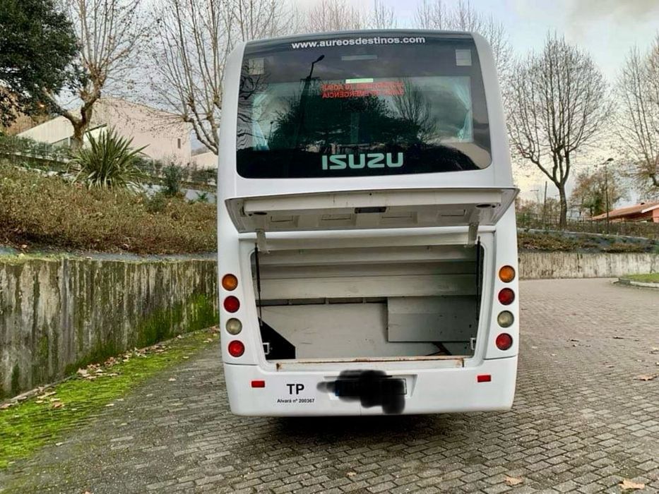 Autocarro minibus Isuzu 28+1+1, euro5