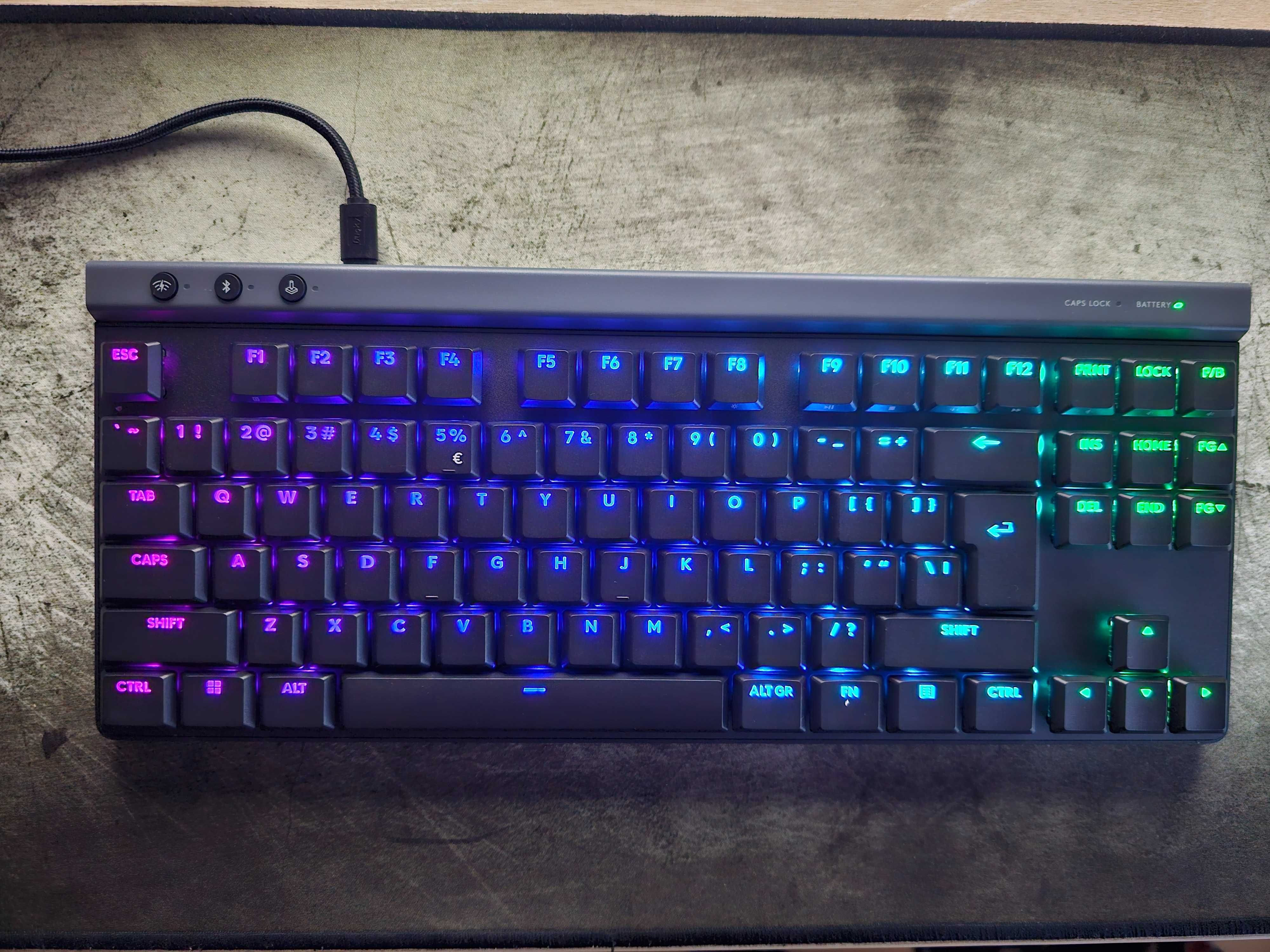 Teclado Gaming Logitech G515 Lightspeed TKL RGB