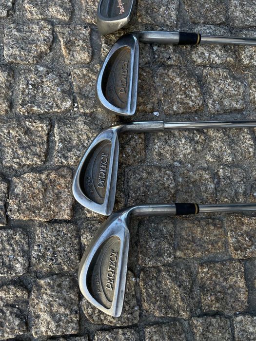 Conjunto saco e tacos de golfe