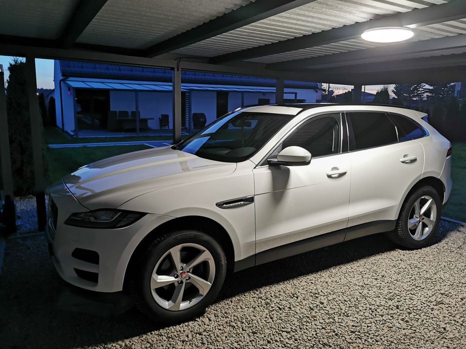 Jaguar F Pace 2.0 benzyna Salon Polska