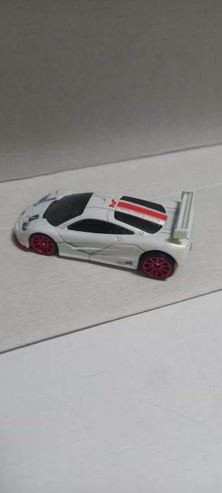 Mclaren f1 GTR hot wheels